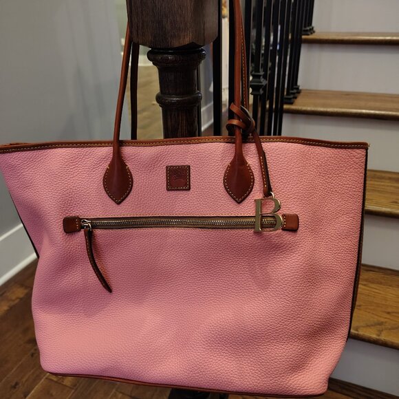 Dooney & Bourke Handbags - Dooney and Bourke Large Tote bag
